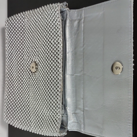 Vintage Silver Metal Bead Clutch Bag - Picture 7 of 7